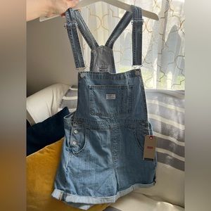 Levi’s Vintage Inspired Women’s Shortalls